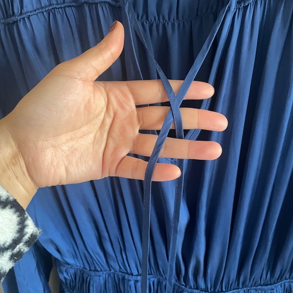 Elie Tahari Deep Blue Long Sleeve Dress - Picture 8 of 15